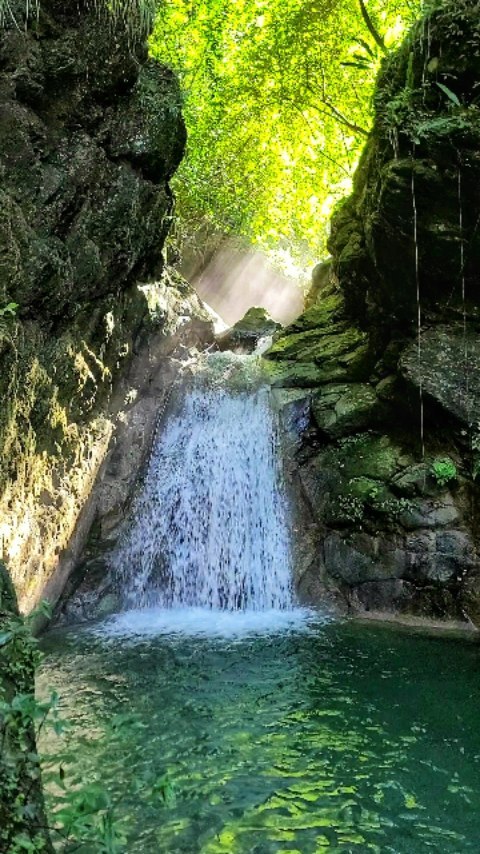 Cascada los reyitos